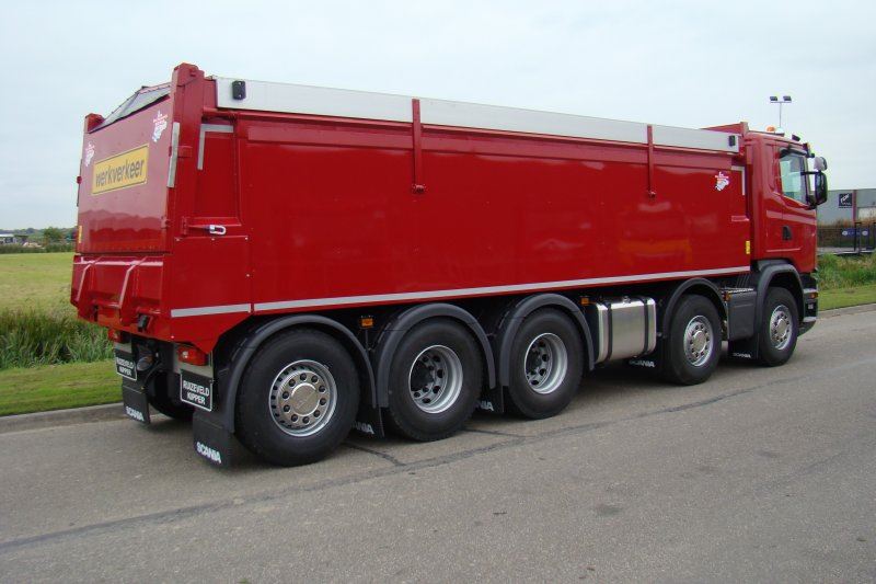  Te-Loo-BV-Scania-10x4-met-asfaltkipper-2