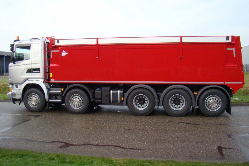Mus-Transport-BV-Scania-10x4-met-Achterover-asfalt-kipper-5