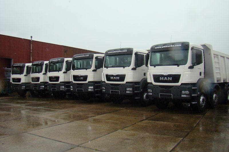PK-Trucks-MAN-8x4-6-stuks-3