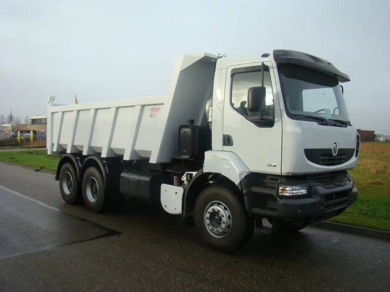 PK-Trucks-Moerdijk-Renault-6x4-Rock-kipper-2